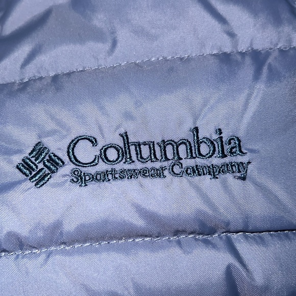 Columbia Down Vest - Picture 11 of 11